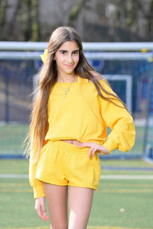 TWEEN TRISTAN VINTAGE STYLE OFF SHOULDER CROP TOP