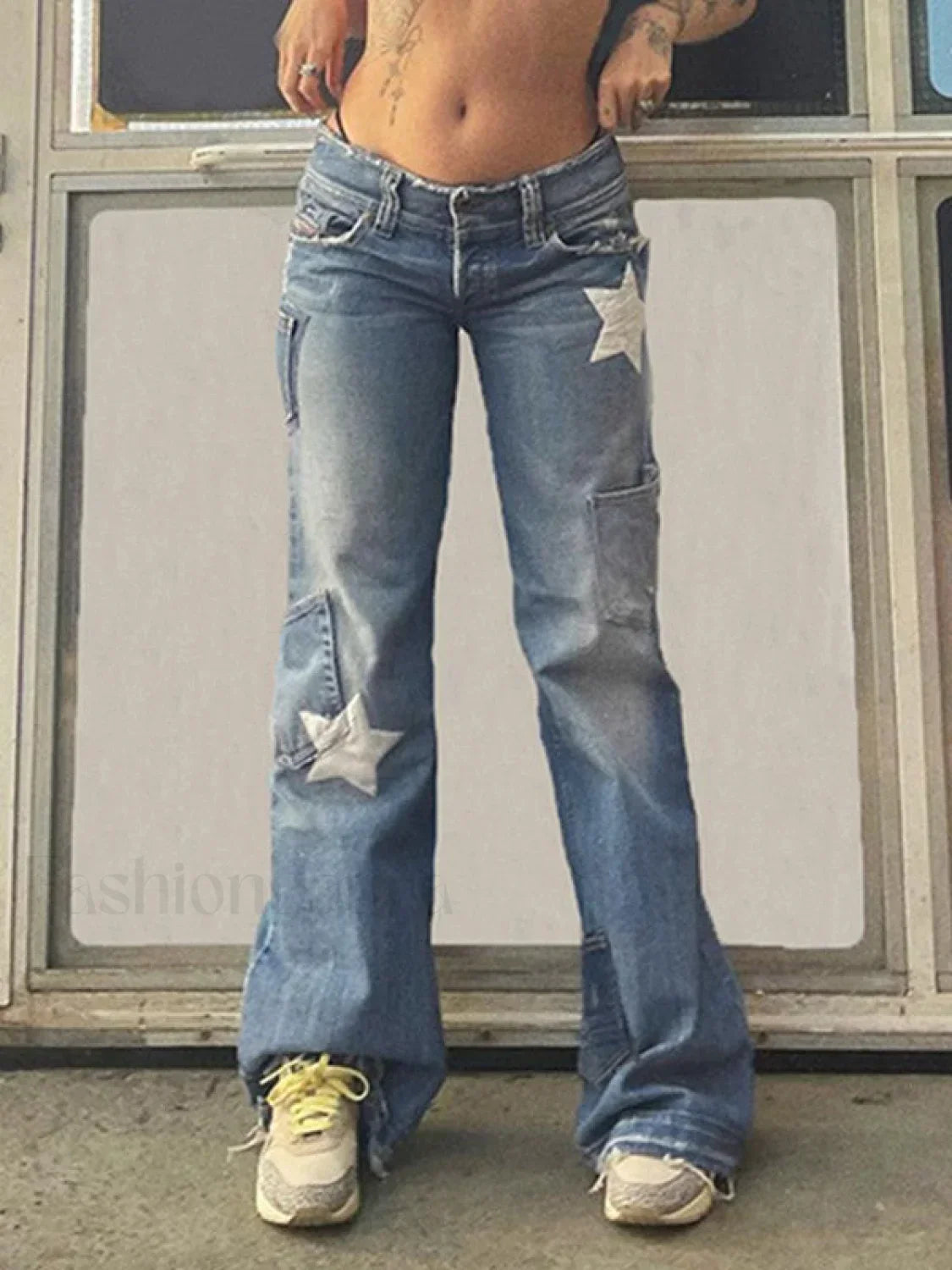 Vintage Star Distressed Cargo Jeans